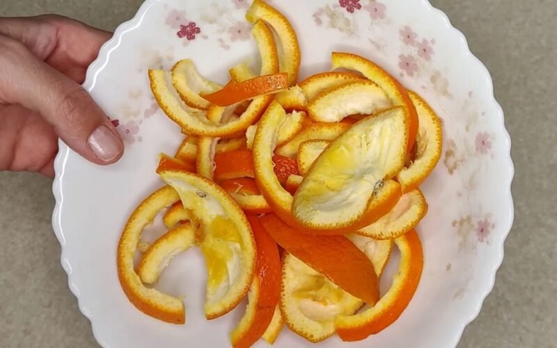 apelsino žievelės valymo gudrybė