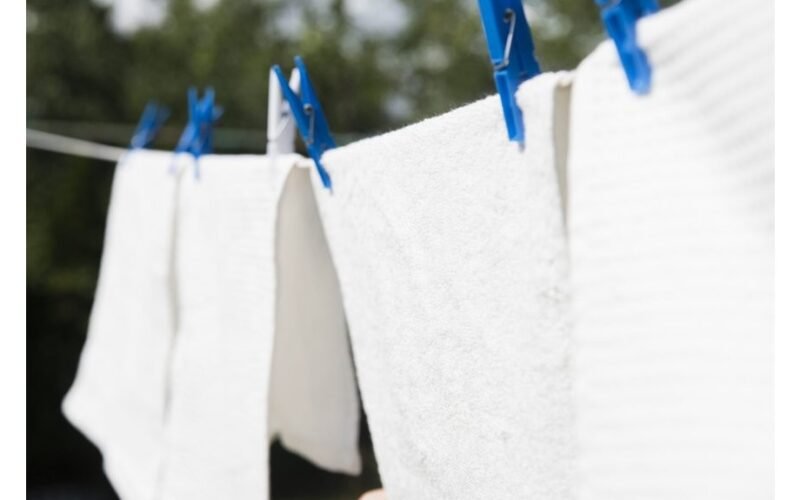 drabužiai ir patalynė džiūsta greičiau