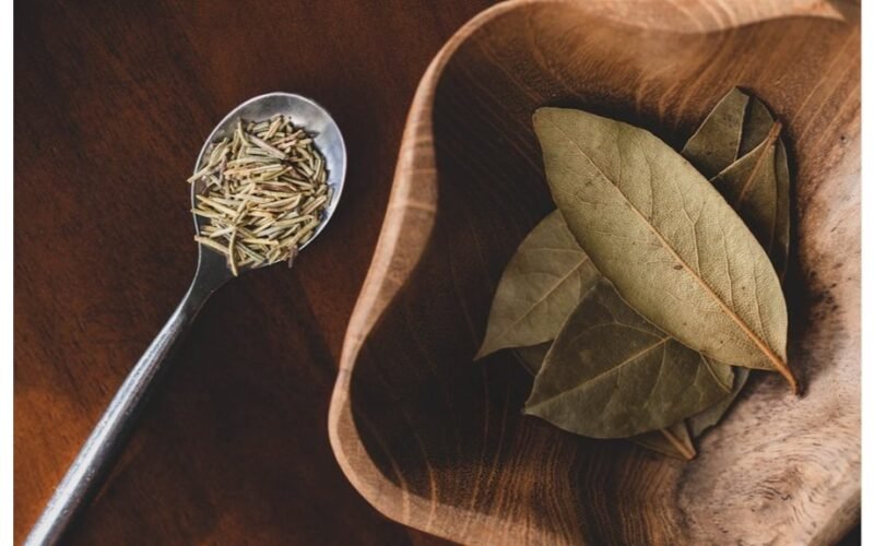 kabantis lauro lapelio maišelis vonioje