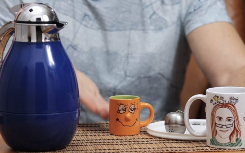 laikykite puodelio dangtelį uždėtą