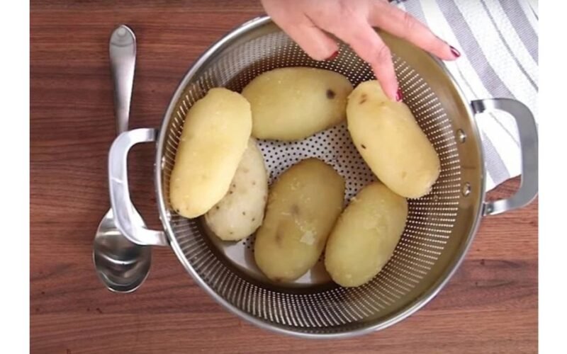 gydytojas perspėjo vengti bulvių su dėmėmis