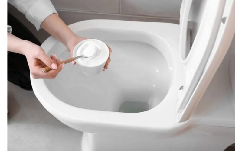 įmerkite pakelį į dubenį