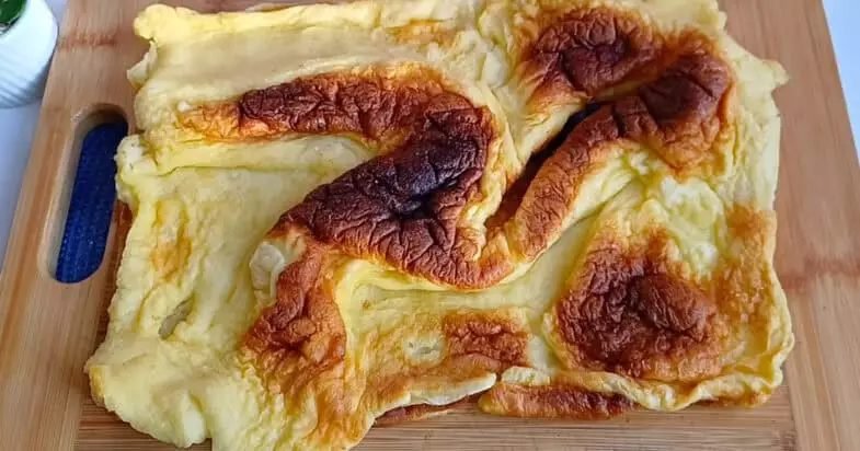 Šokoladinis vyniotinis su kremu