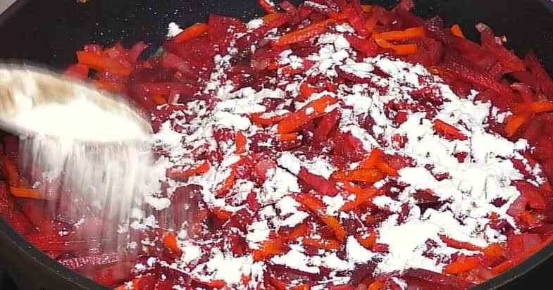 Sriuba su sardinėmis ir pupelėmis