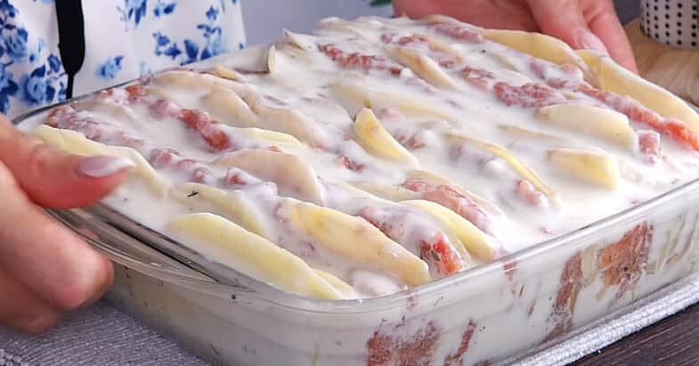 Mėsos ir bulvių apkepo sluoksniavimas