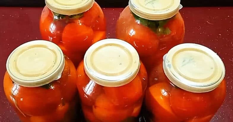 svelniai rugstus pomidorai su garstyciomis kol dar tvirti uzraugu kelis stiklainius