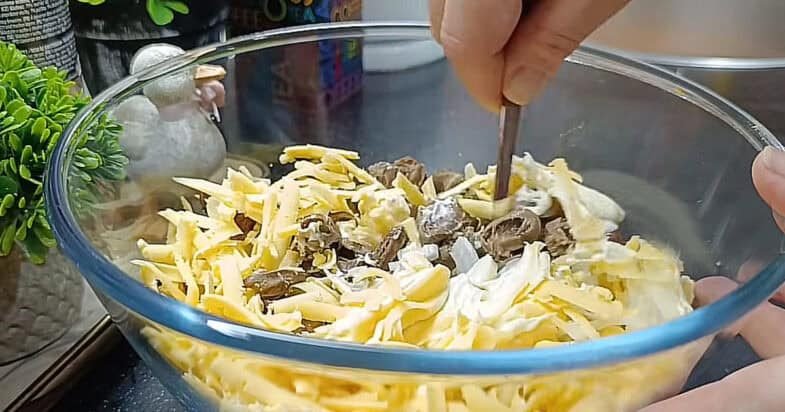 Salotos su vištienos širdelėmis, pirmas žingsnis