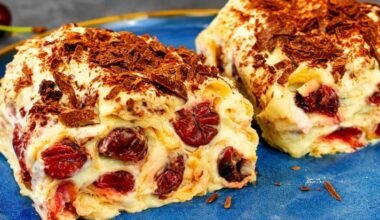 Tortas su lavašu ir vyšniomis